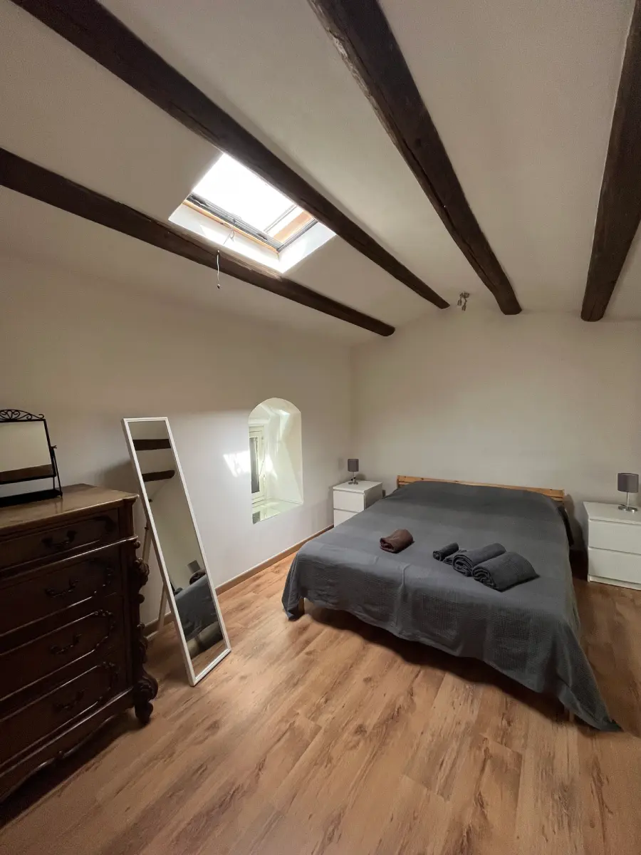 carrubo mezzanine room